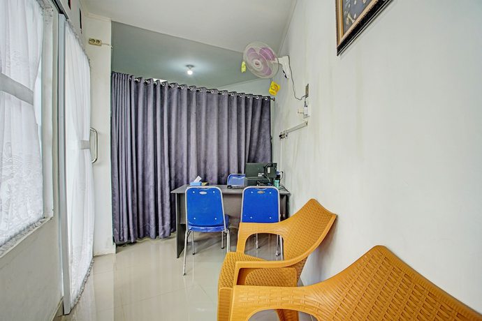 Imagen de los interiores del Hotel Capital O 92358 Pondok Amak Syariah. Foto 19