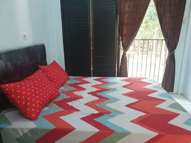 Imagen general del Hotel Capital O 92612 Penginapan D\'alas Purwo and Beach. Foto 1