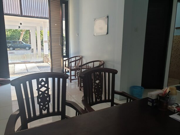 Imagen general del Hotel Capital O 92612 Penginapan D\'alas Purwo and Beach. Foto 4