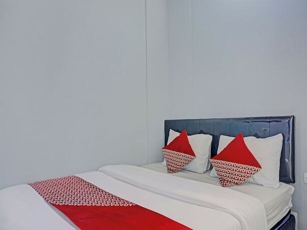 Imagen de la habitación del Hotel Capital O 92765 Jandb Smart Sentul. Foto 19