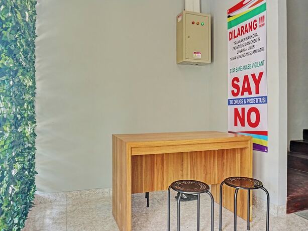 Imagen general del Hotel Capital O 92765 Jandb Smart Sentul. Foto 11