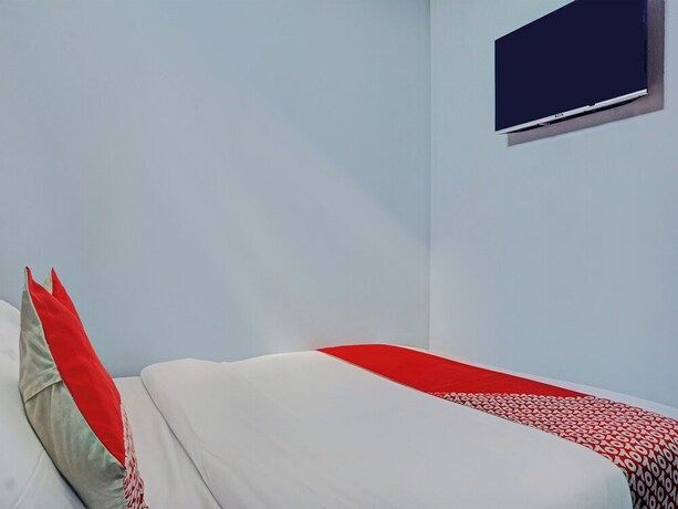 Imagen general del Hotel Capital O 92765 Jandb Smart Sentul. Foto 17