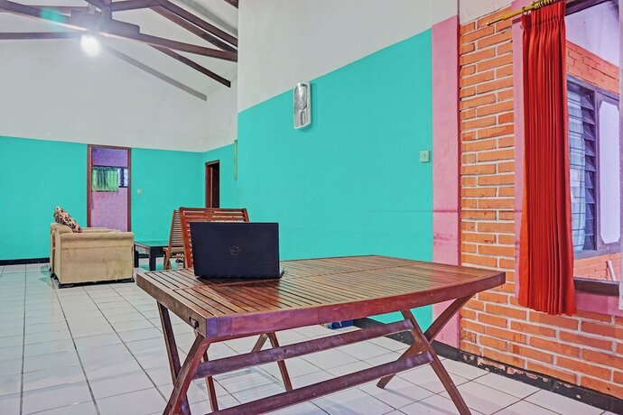 Imagen general del Hotel Capital O 92867 Villa Raggal. Foto 15