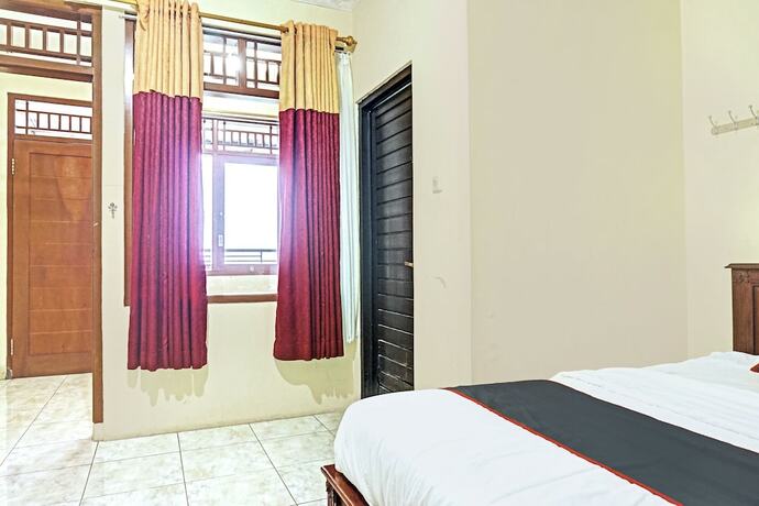 Imagen general del Hotel Capital O 92867 Villa Raggal. Foto 16