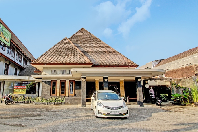 Imagen general del Hotel Capital O 93240 Candra Dewi. Foto 1