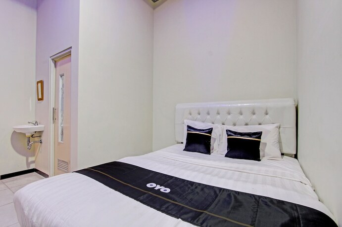 Imagen general del Hotel Capital O 93244 Angkasa Inn. Foto 11