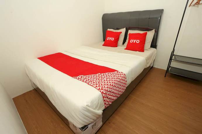 Imagen de la habitación del Hotel Capital O 93261 Fresh Near Stasiun Jakarta Kota. Foto 5