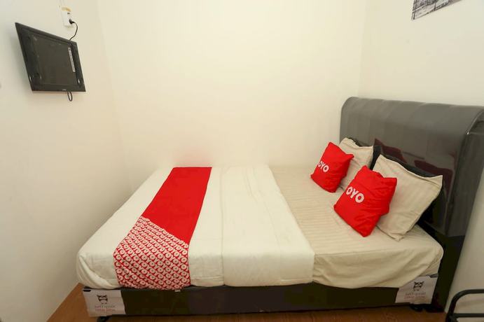 Imagen de la habitación del Hotel Capital O 93261 Fresh Near Stasiun Jakarta Kota. Foto 8