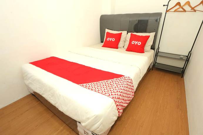 Imagen de la habitación del Hotel Capital O 93261 Fresh Near Stasiun Jakarta Kota. Foto 13