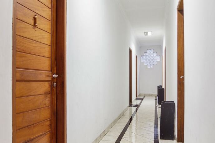 Imagen general del Hotel Capital O 93279 Asyoka Penginapan Pasutri. Foto 3