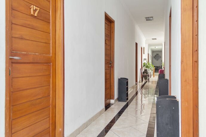 Imagen general del Hotel Capital O 93279 Asyoka Penginapan Pasutri. Foto 14