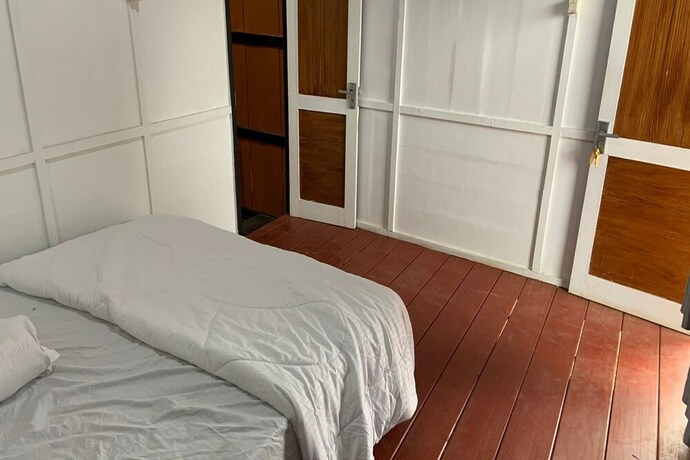 Imagen general del Hotel Capital O 93437 Embung Banteran Cottage. Foto 16