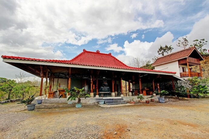 Imagen general del Hotel Capital O 93449 The Boekit Song Putri. Foto 11