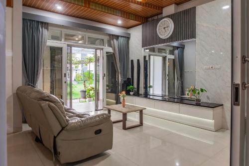 Imagen general del Hotel Capital O 93991 Hakobox Kostel. Foto 5