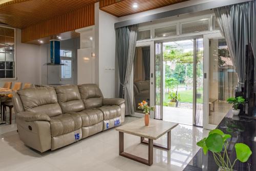 Imagen general del Hotel Capital O 93991 Hakobox Kostel. Foto 7