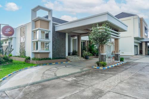 Imagen general del Hotel Capital O 93991 Hakobox Kostel. Foto 15