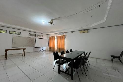 Imagen general del Hotel Capital O 94240 Asoka Syariah. Foto 10