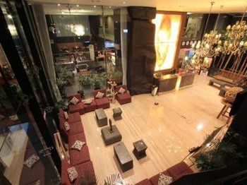 Imagen del bar/restaurante del Hotel Capital O 991 D'batoe Boutique. Foto 3