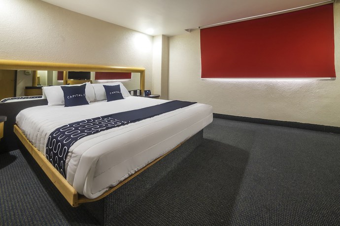 Imagen de la habitación del Hotel Capital O Autoparador Del Valle,centro Industrial Tlalnepantla. Foto 8