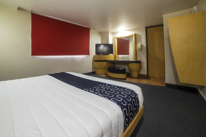 Imagen de la habitación del Hotel Capital O Autoparador Del Valle,centro Industrial Tlalnepantla. Foto 11