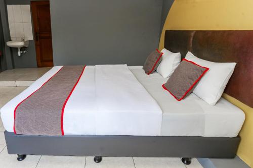 Imagen general del Hotel Capital O Bimo Slipi. Foto 12