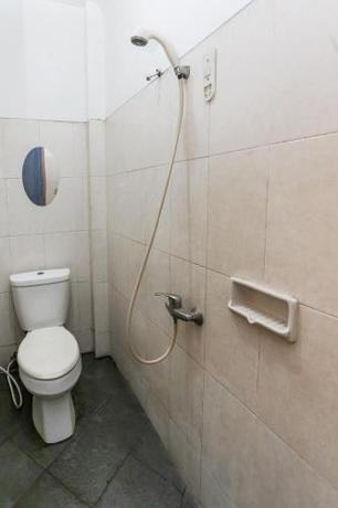 Imagen general del Hotel Capital O Bimo Slipi. Foto 16