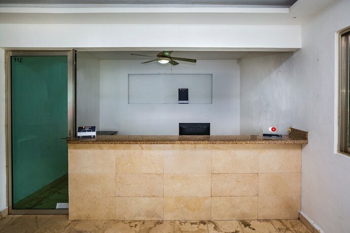 Imagen general del Hotel Capital O Cancun International Airport 24/7,. Foto 6