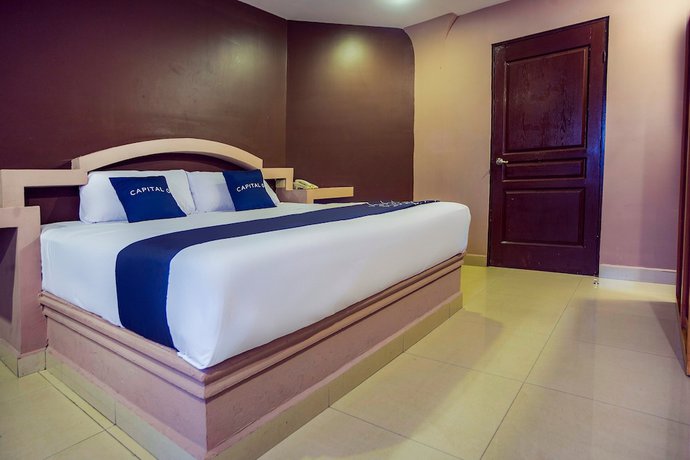 Imagen de la habitación del Hotel Capital O Diro, Monterrey. Foto 9