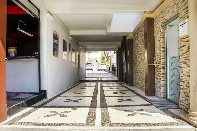 Imagen general del Hotel Capital O Dos Mares, Cabo San Lucas. Foto 5