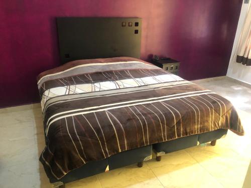 Imagen de la habitación del Hotel Capital O Hotel Emperadores Inn, Atlixco. Foto 5