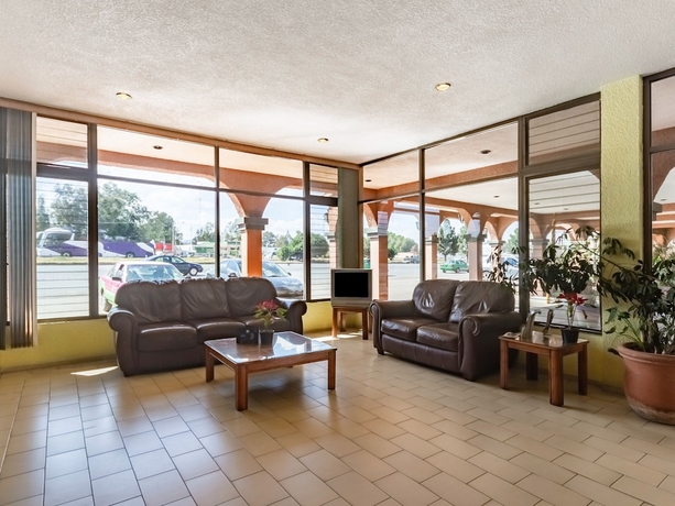 Imagen de los interiores del Hotel Capital O Mansión Los Arcos, Aguilares. Foto 18