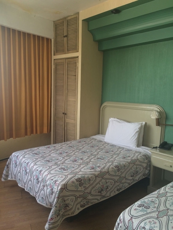 Imagen de la habitación del Hotel Capital O Nueva Galicia, Guadalajara centro downtown. Foto 3