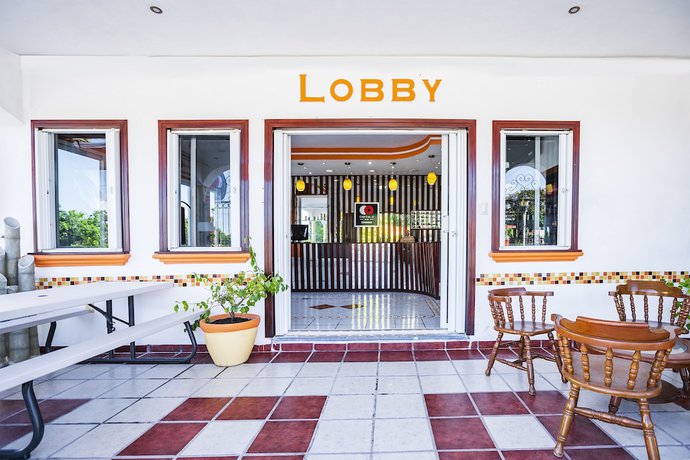 Imagen de los interiores del Hotel Capital O Oxtankah,chetumal bay. Foto 18