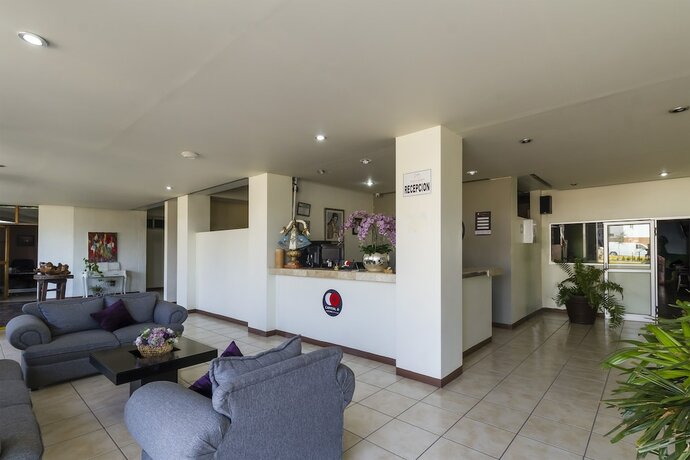 Imagen general del Hotel Capital O Plaza Galindo. Foto 9