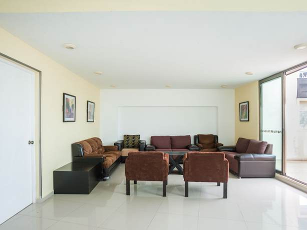 Imagen de los interiores del Hotel Capital O Veracruz Suites. Foto 17