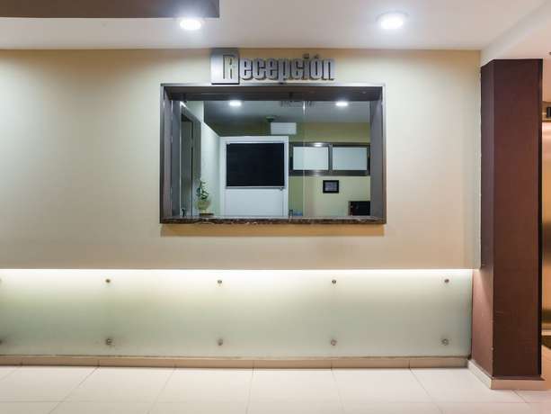 Imagen de los interiores del Hotel Capital O Veracruz Suites. Foto 20