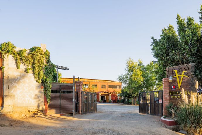 Imagen general del Hotel Capital O Villa Azura. Foto 2