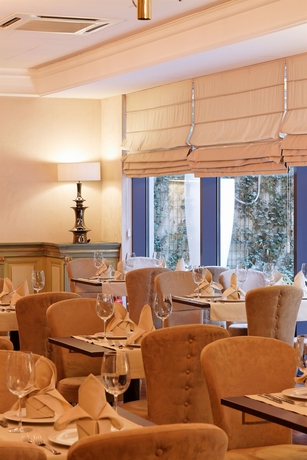 Imagen del bar/restaurante del Hotel Capital Plaza. Foto 4