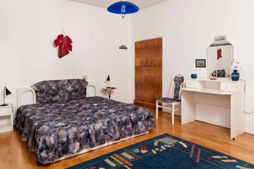 Imagen general del Hotel Capitalcenter Apartments. Foto 8