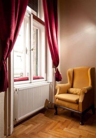 Imagen general del Hotel Capitalcenter Apartments. Foto 15