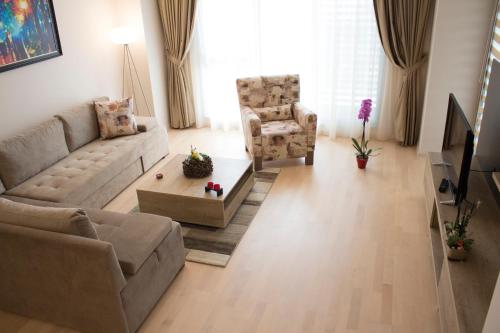 Imagen general del Hotel Capitоl Suites. Foto 6