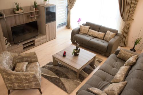 Imagen general del Hotel Capitоl Suites. Foto 9