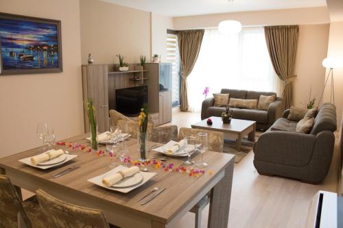 Imagen general del Hotel Capitоl Suites. Foto 10