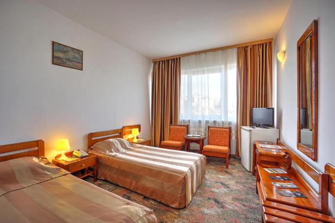 Imagen de la habitación del Hotel Capitol, Brasov. Foto 2