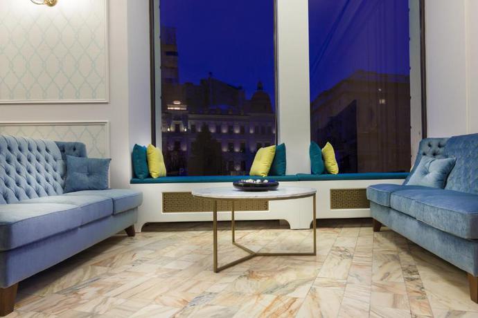 Imagen de los interiores del Hotel Capitol, Bucarest. Foto 12