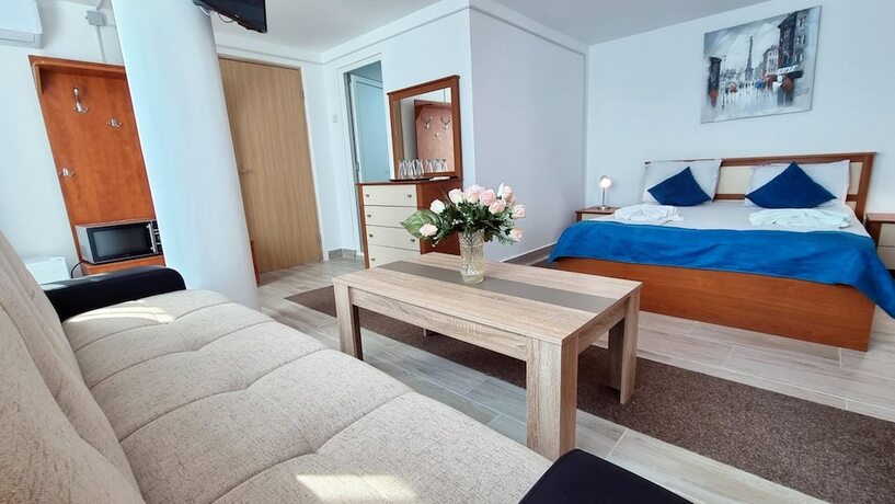 Imagen general del Hotel Capitol Eforie Sud. Foto 4