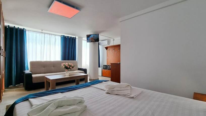 Imagen general del Hotel Capitol Eforie Sud. Foto 16