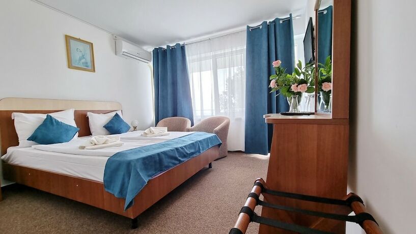 Imagen general del Hotel Capitol Eforie Sud. Foto 17