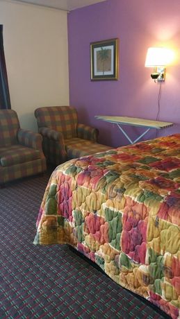 Imagen de la habitación del Hotel Capitol Inn And Suites. Foto 4