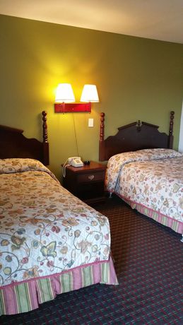 Imagen de la habitación del Hotel Capitol Inn And Suites. Foto 5